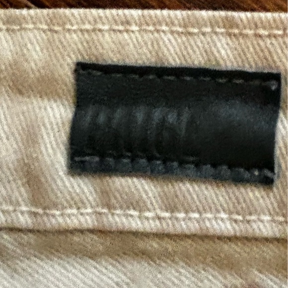 Paige skyline ankle peg cream denim women’s size 24. Gently used. Skinny jeans. - Picture 8 of 9